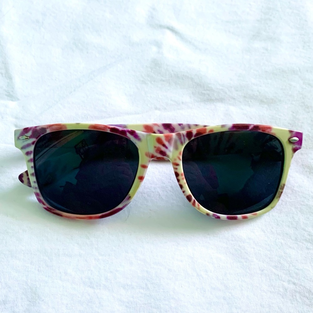 Kid’s Tie Dye Sunglasses